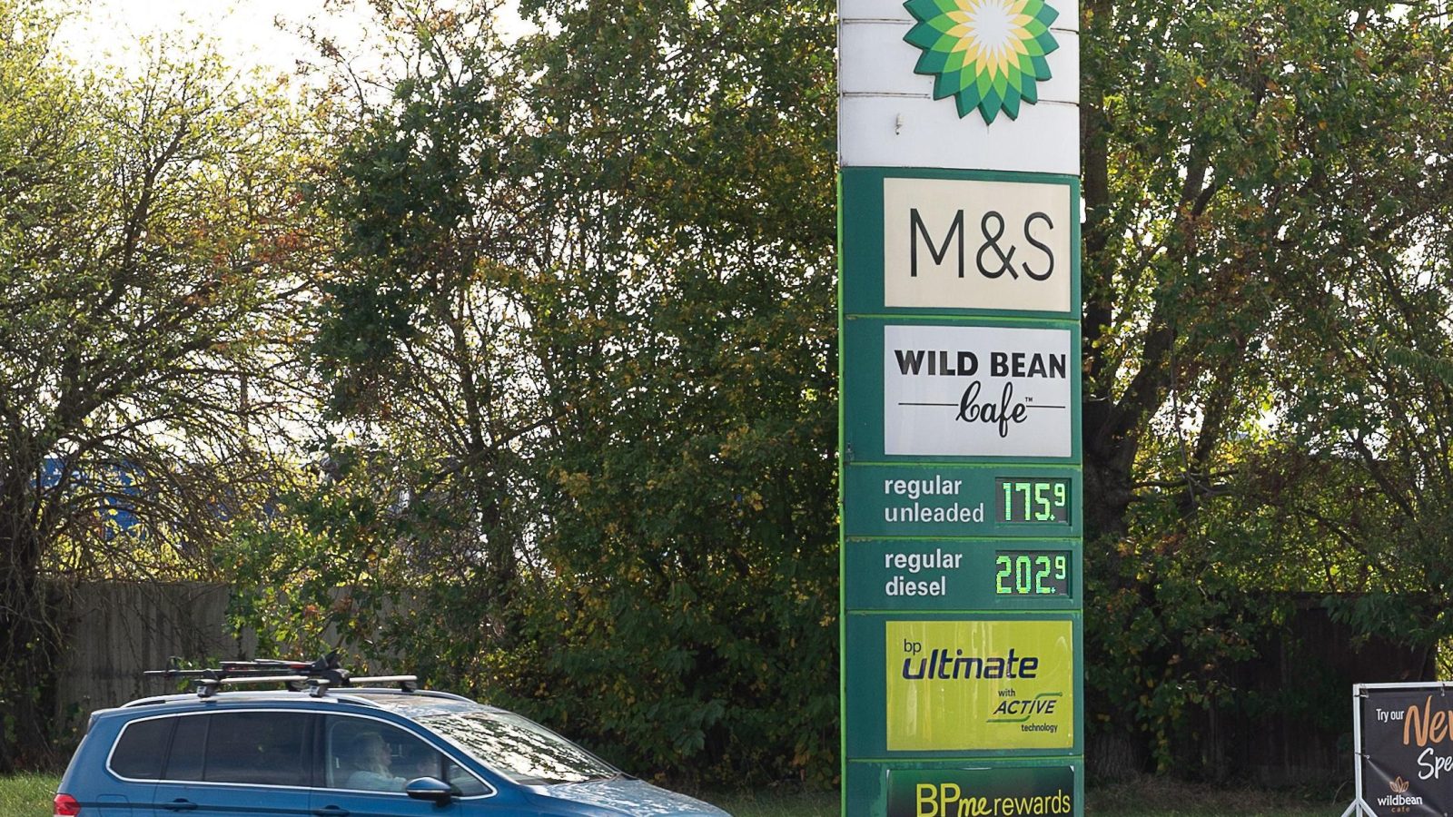 UK inflation rises by more than expected to 3.5% as war drives up fuel prices