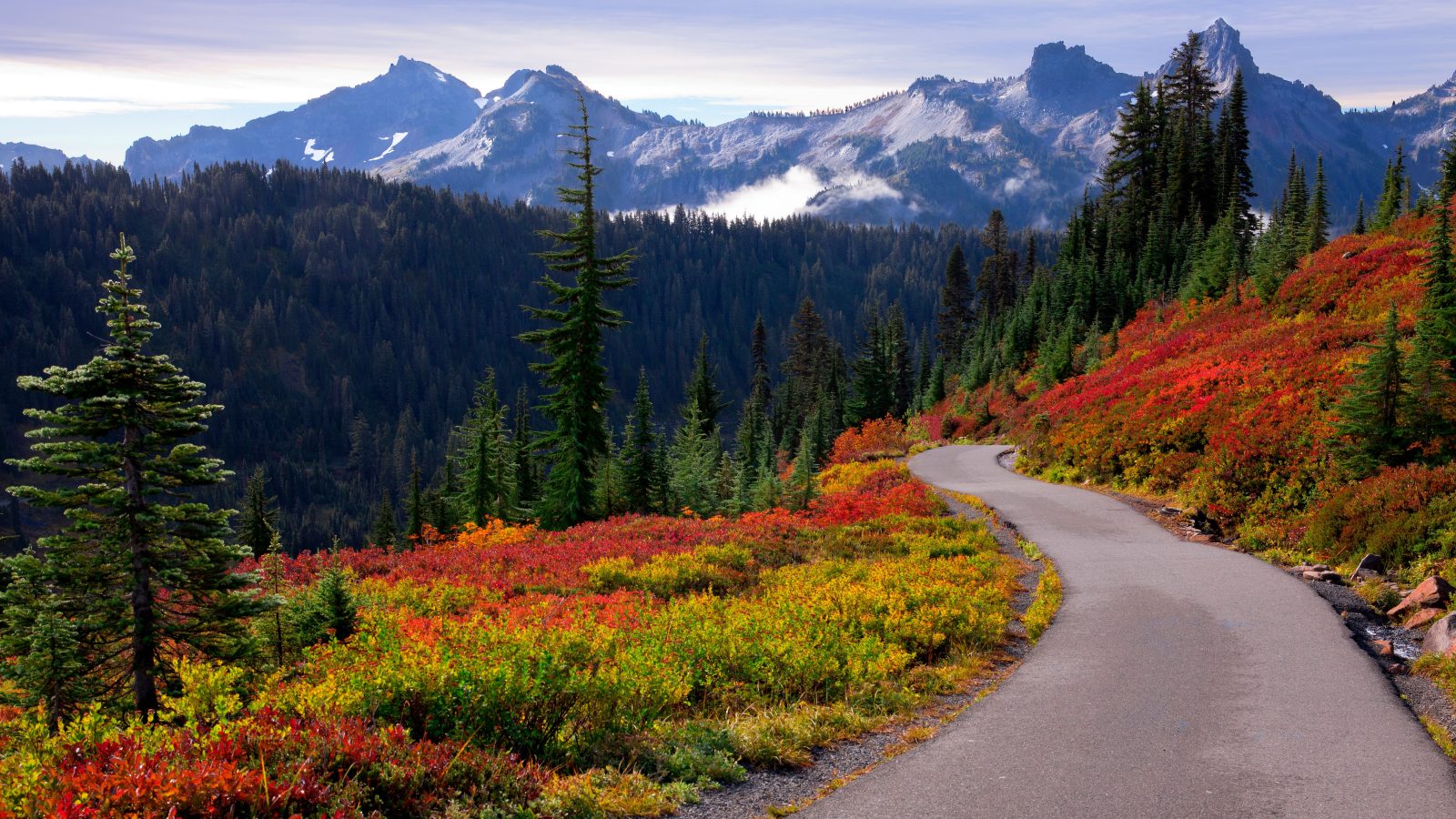 Where to Stay in the Pacific Northwest for a Coastal Fall Getaway