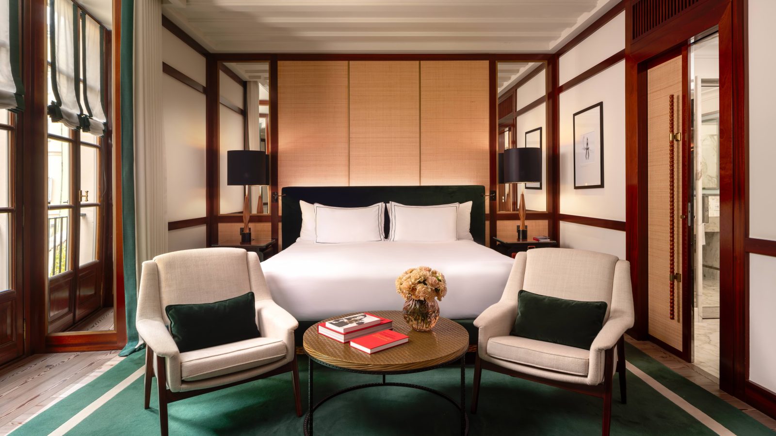 Why Full-Length Mirrors Are Disappearing From Hotels
